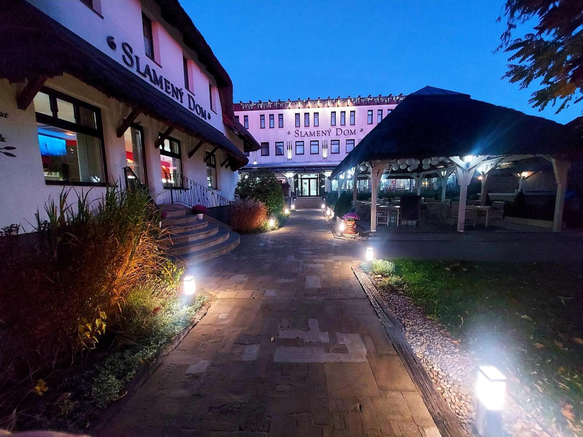 Hotel Slameny Dom & Spa Malá Ida Exterior foto